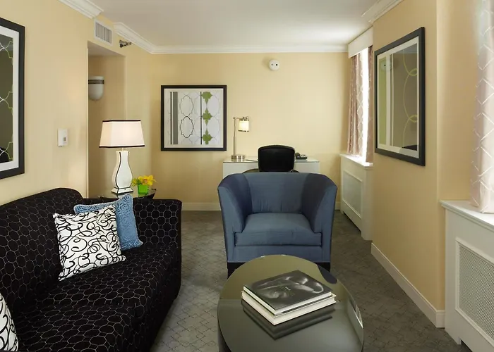 Warwick Allerton Hotel 4*
