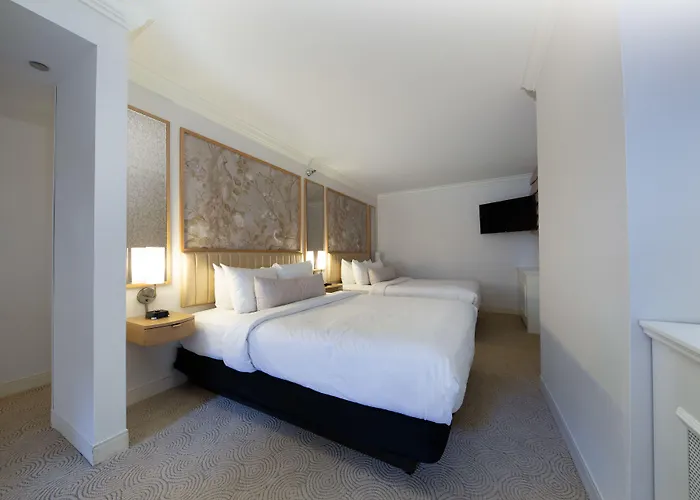 Warwick Allerton 4*