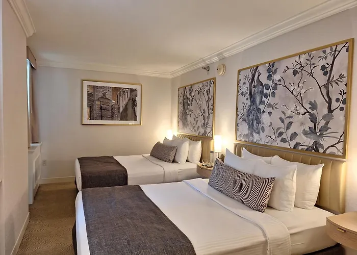Warwick Allerton 4* Chicago