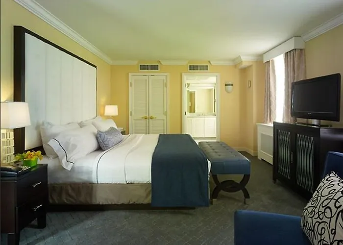 Warwick Allerton Hotel